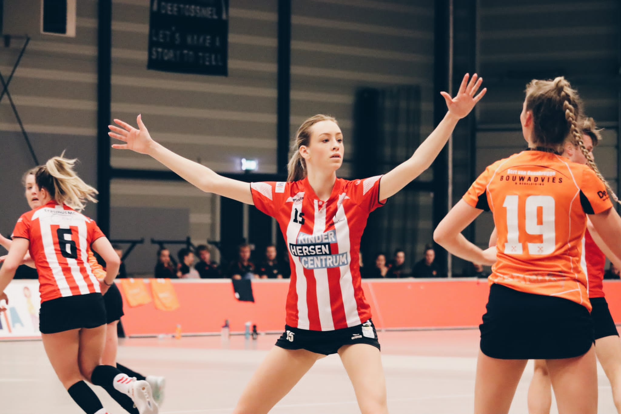 DeetosSnel boekt een soevereine overwinning op Pernix