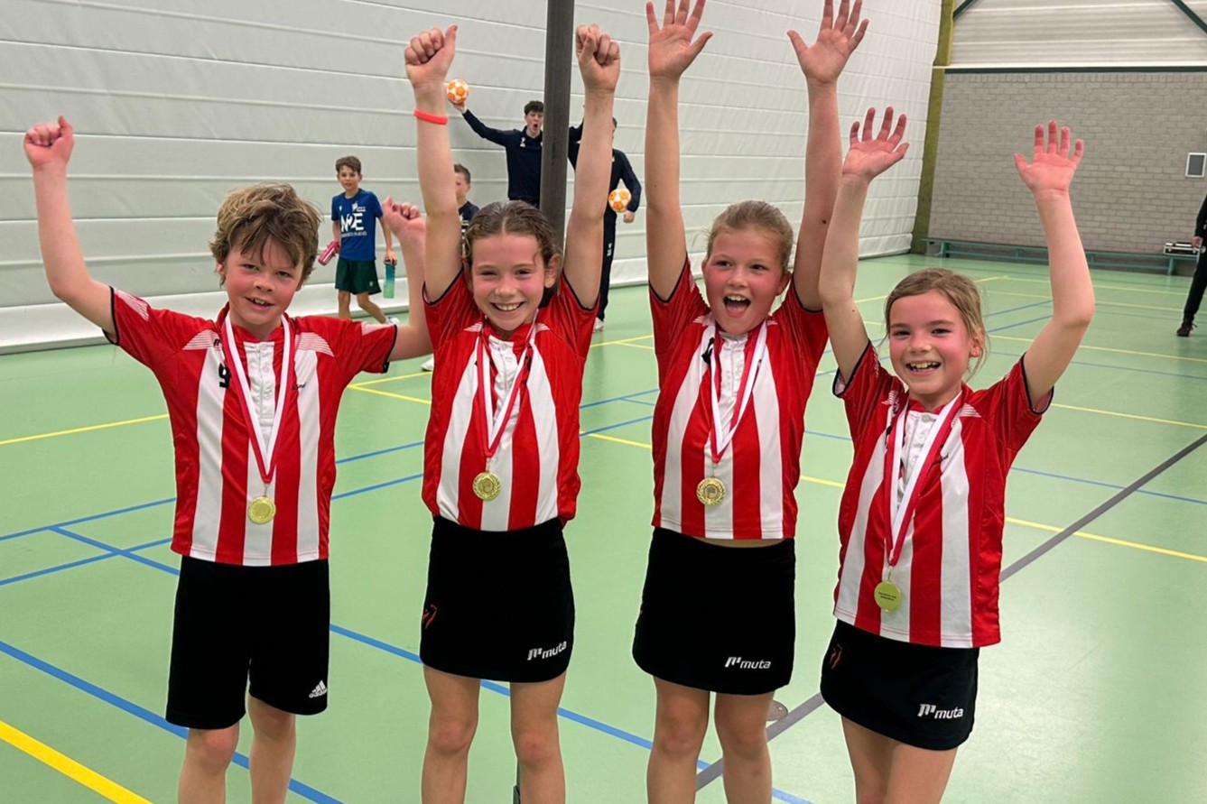 DeetosSnel/QLS J10 zaalkampioen